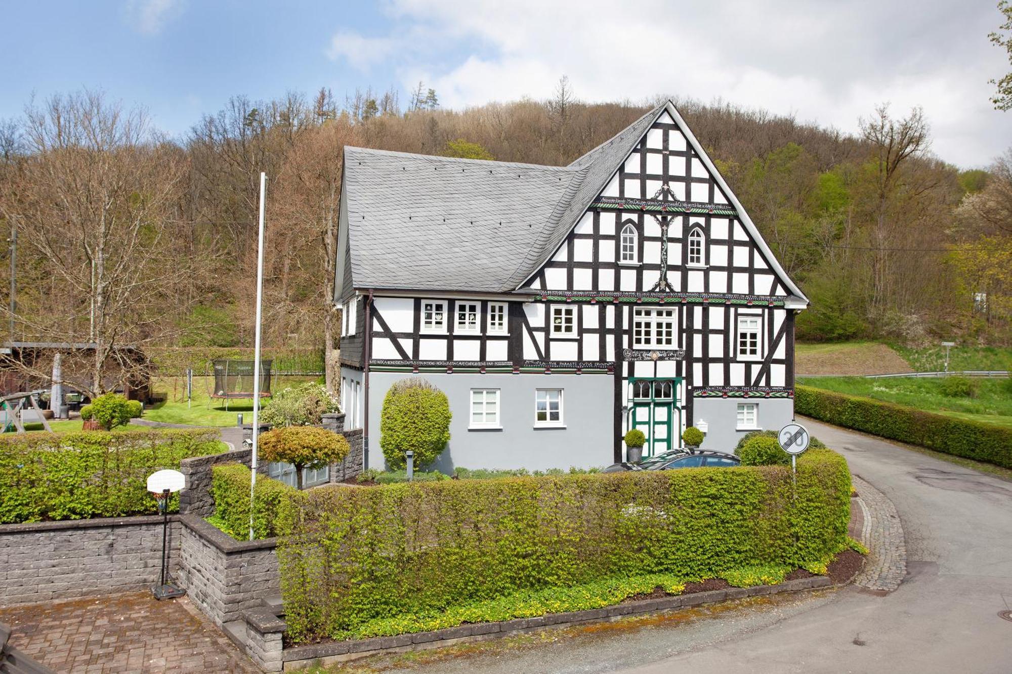 Gut Vasbach Ferienwohnungen キルヒウンデム エクステリア 写真